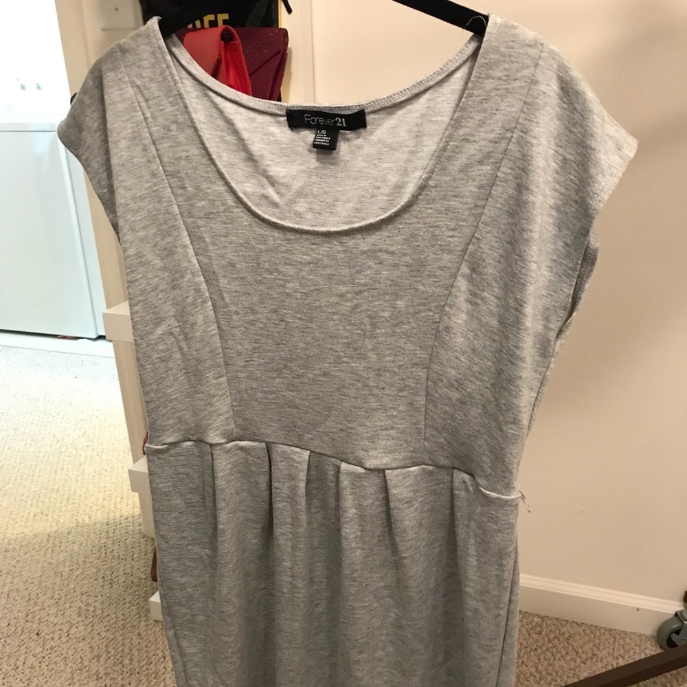 Dress - Picture 10 of 14